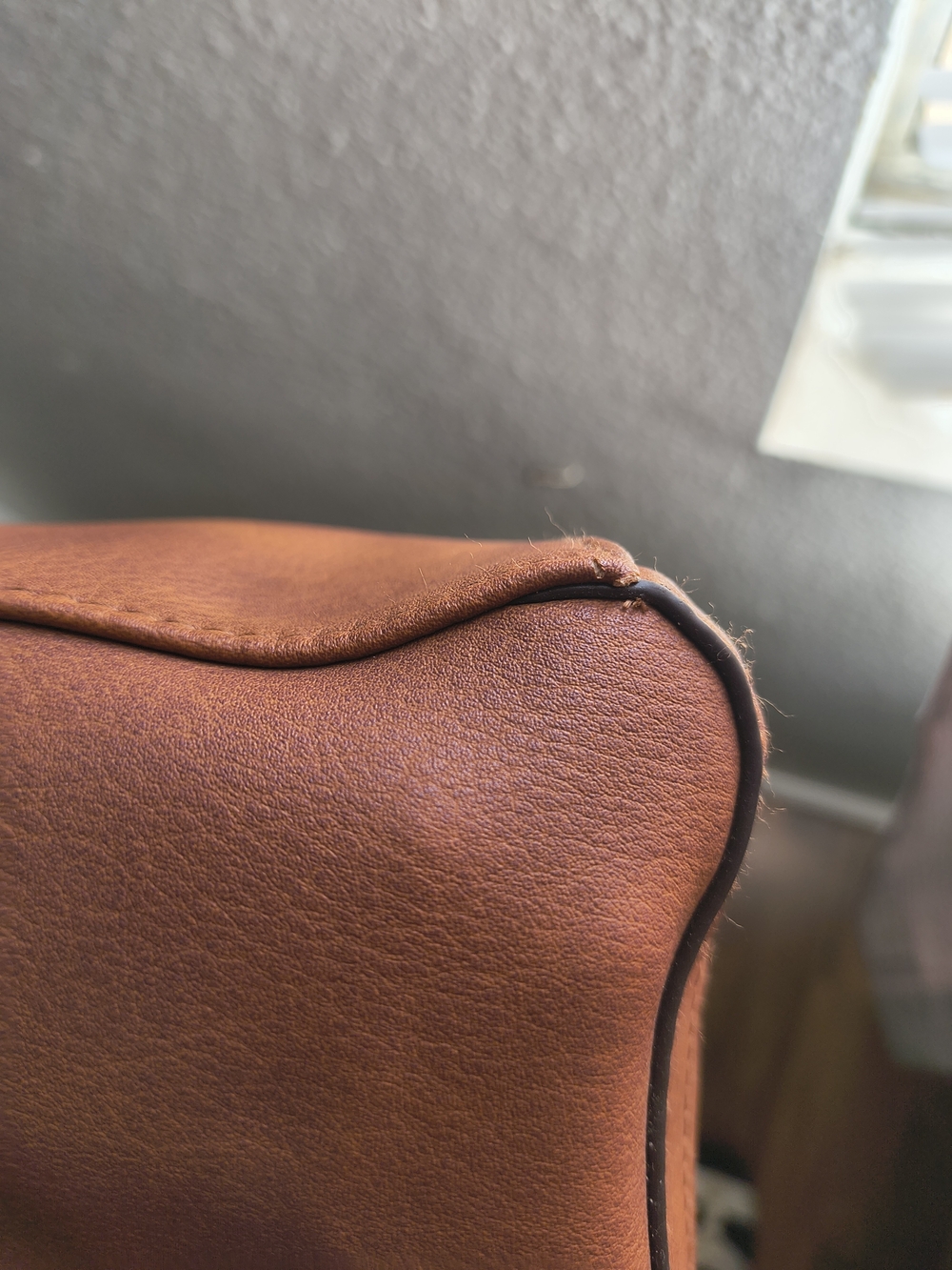 Check The Description,Classic Tan Leather Tote Bag - Structured Everyday Handbag - Picture 11 of 11